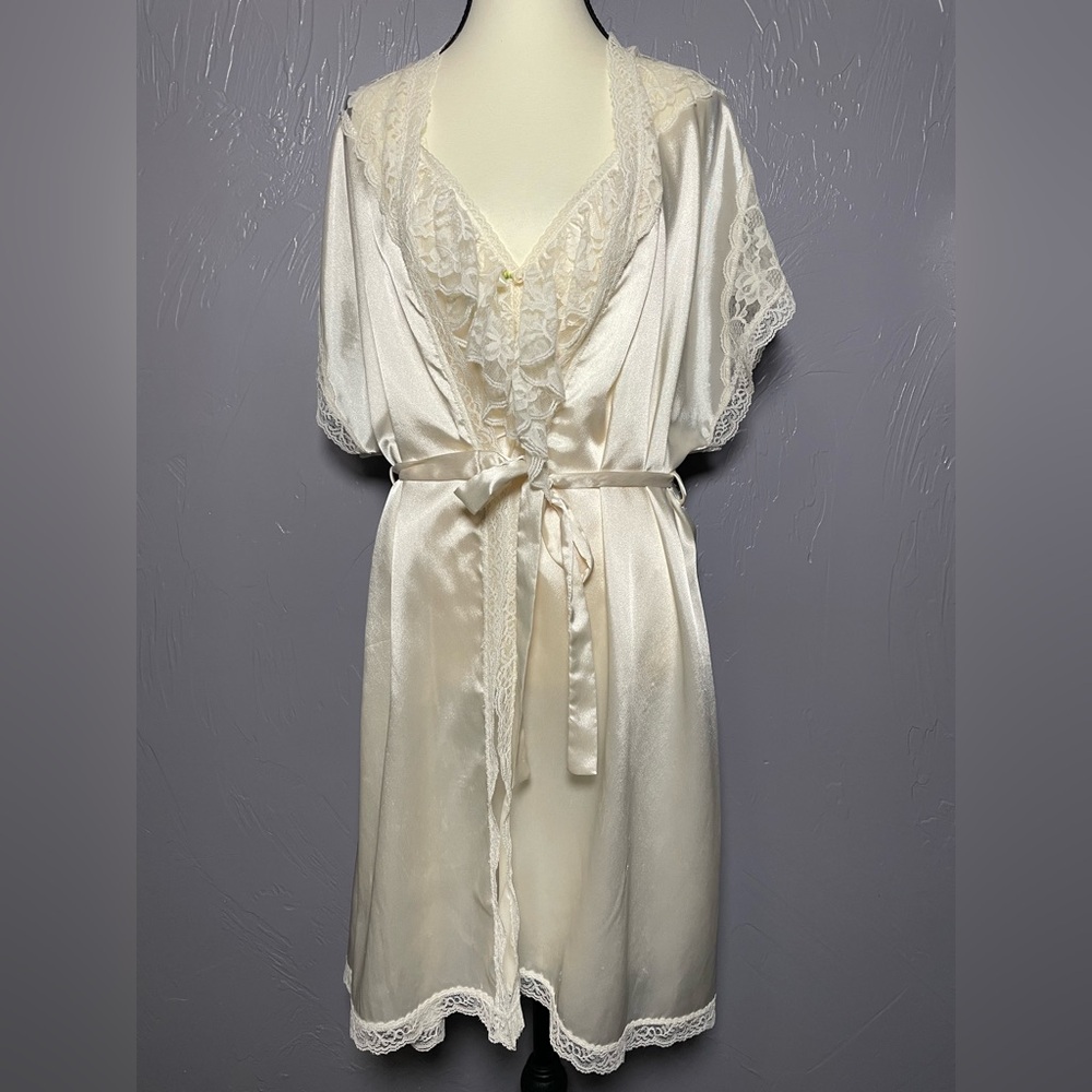 🔥VINTAGE LILY OF FRANCE 60s 70s 80s Lace Nightgown Robe Chemise Set Cream
